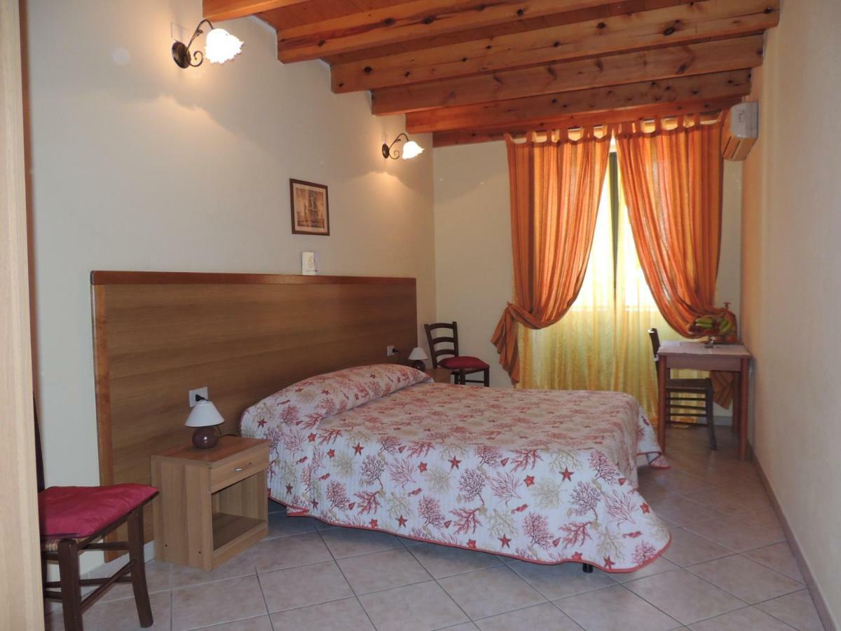 La Marina Bed & Breakfast Cagliari Dış mekan fotoğraf